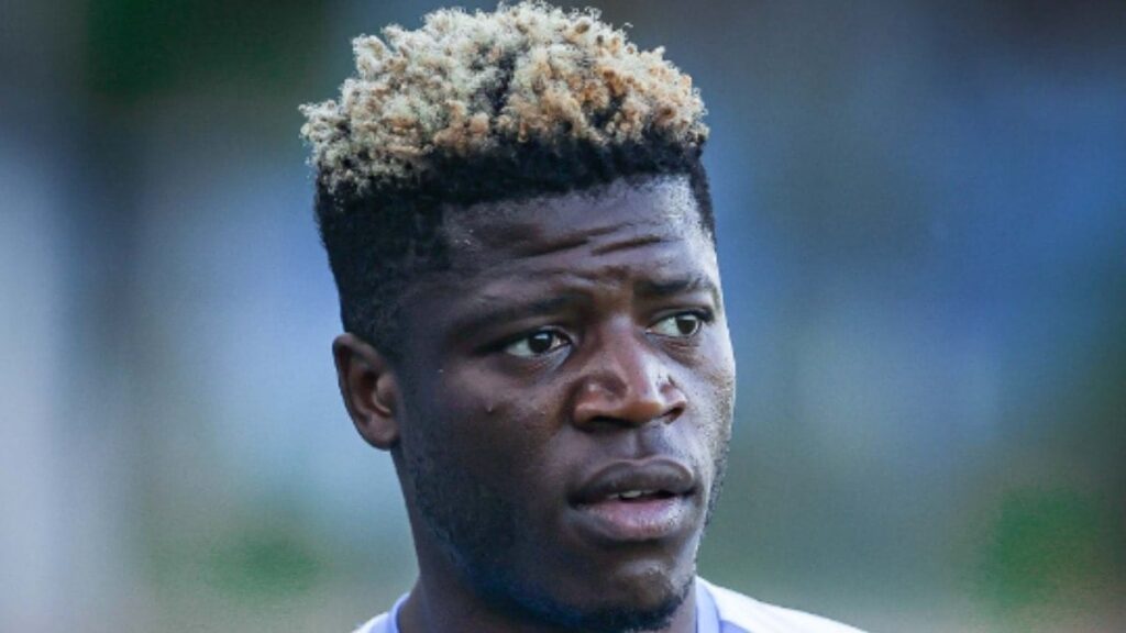 Measro devre arasında aldığı acı habere rağmen Beşiktaş maçına çıktı