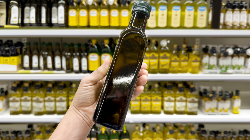 Milyonların mutfağına giriyordu: 5 zeytinyağı markası marketlerden toplatılıyor