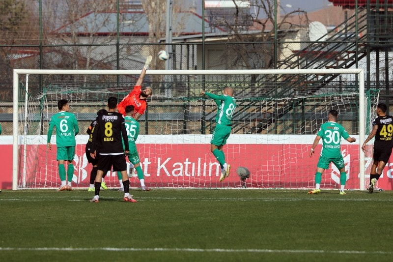 Türkiye Kupası’nda 3. Lig ekibine elendi, istifa etti