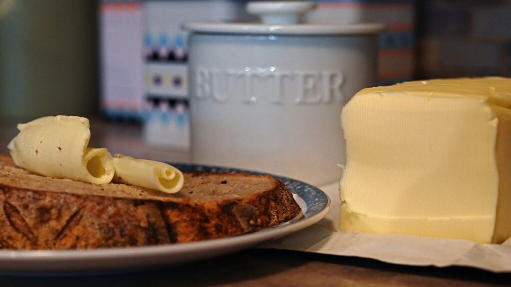 Ünlü tereyağı markası market raflarından toplanıyor