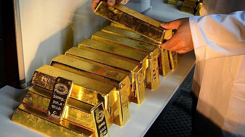 Uyuşturucu parasını altın yapıp İstanbul’a aktarmışlar