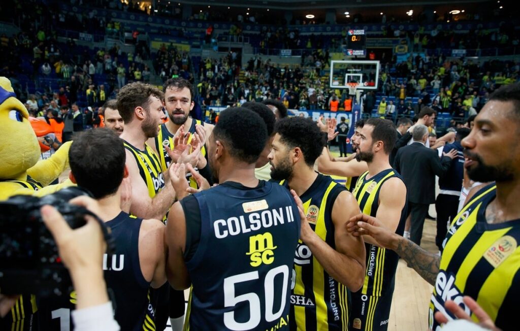 Fenerbahçe’nin maçı Mart’a ertelendi