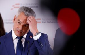 Avusturya sağın ayak sesleriyle seçime yürüyor