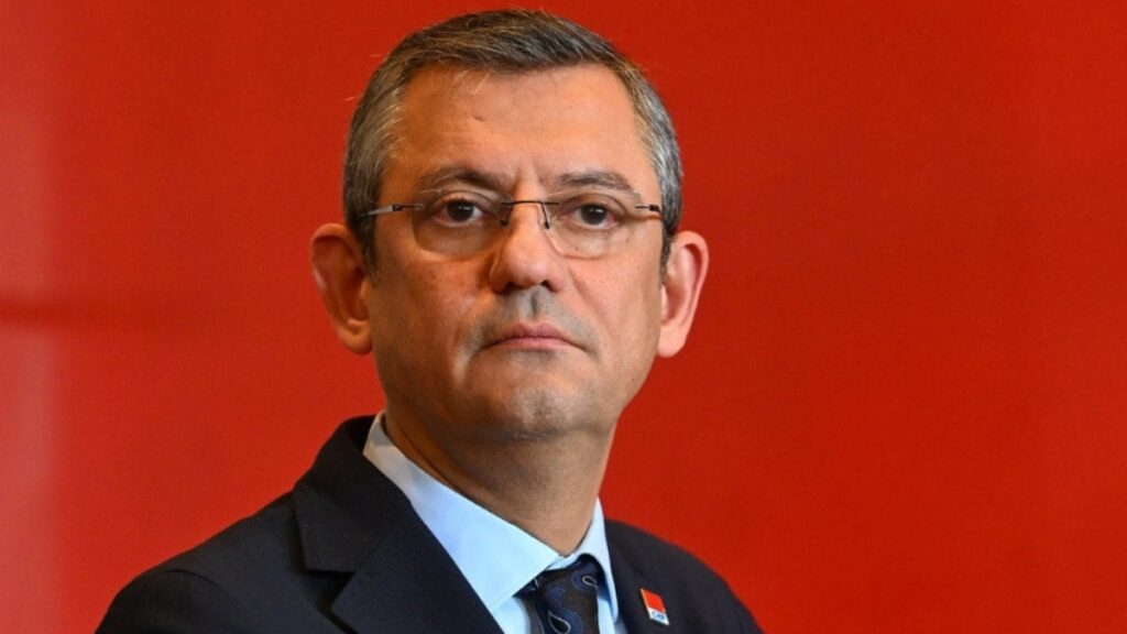 Bakanlık resmi hesabı Özgür Özel’i hedef aldı