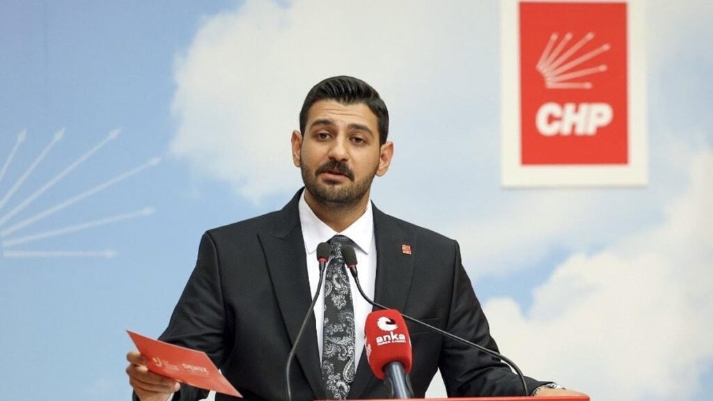 CHP Gençlik Kolları Genel Sekreteri: Bu uygulama Cem Aydın nezdinde toplumsal muhalefete yapılmış bir saldırı