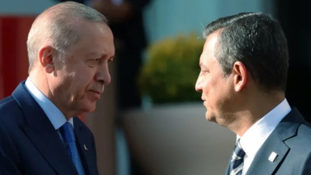 CHP, masasındaki son anketi paylaştı: ‘Ülkeye bugün yaşatılanların tek nedeni bu tablo’