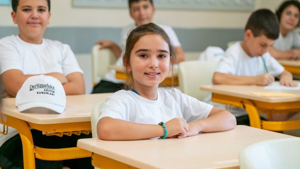 Darüşşafaka, tam burslu ve yatılı eğitim için kapılarını açıyor