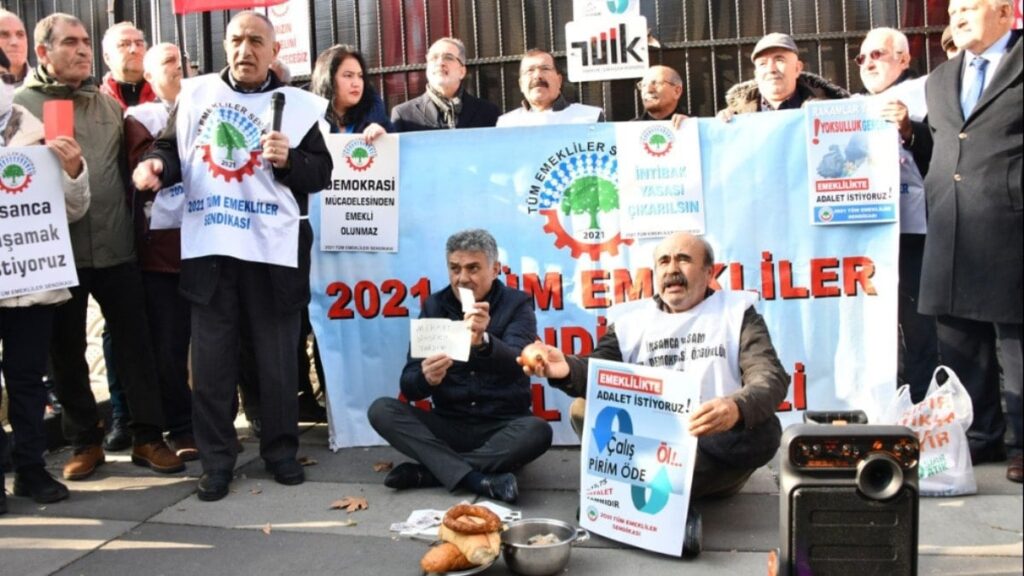 Emekli taş kaynattı Şimşek’e para topladı