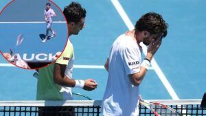 İngiliz tenisçi kendinden geçti! Yalnızca maçı kaybetmekle kalmadı…