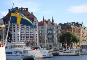 İsveç, vatandaşlık verdiği yabancılar için anayasayı değiştirecek