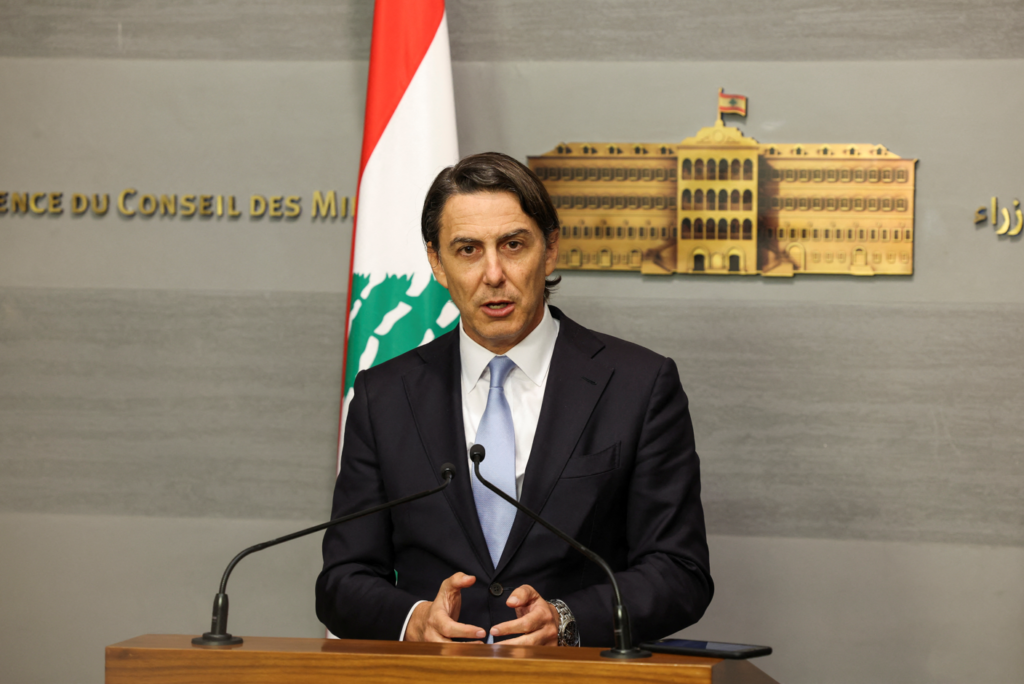 Lübnan’da kırılgan ateşkese çözüm aranıyor