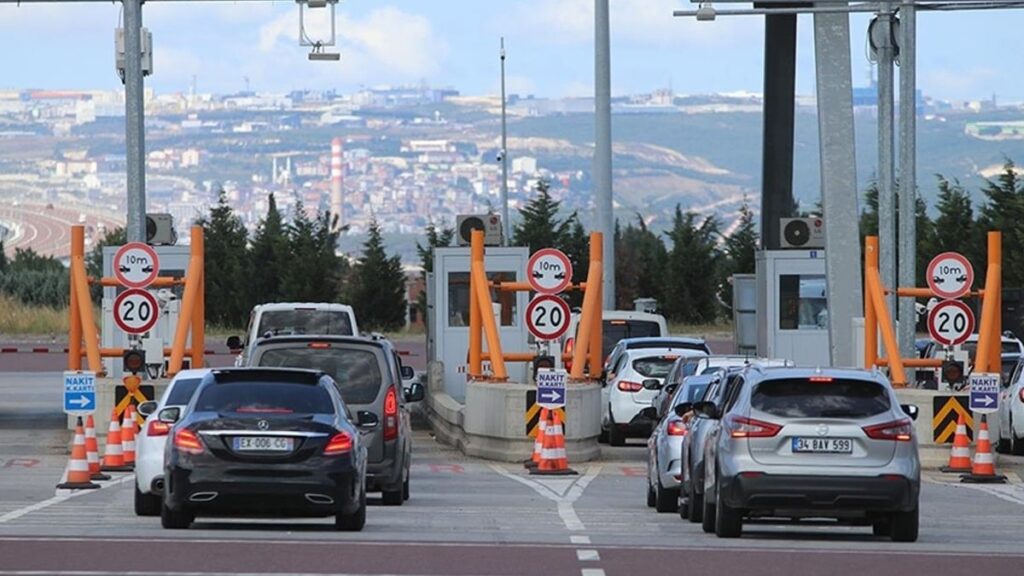 Milyonlarca araç sahibini ilgilendiriyor: Bakandan zam sinyali