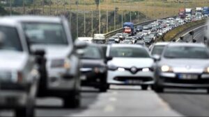 Sıkışık trafiğe girenler 318 lira ödeyecek