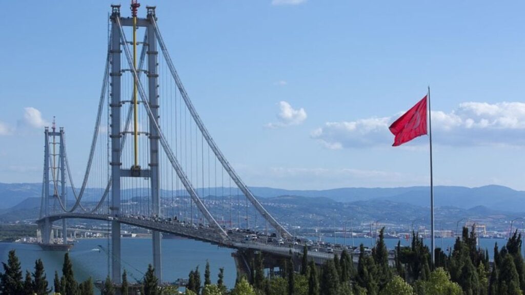 Vatandaşa sabır yandaşa çattır çattır