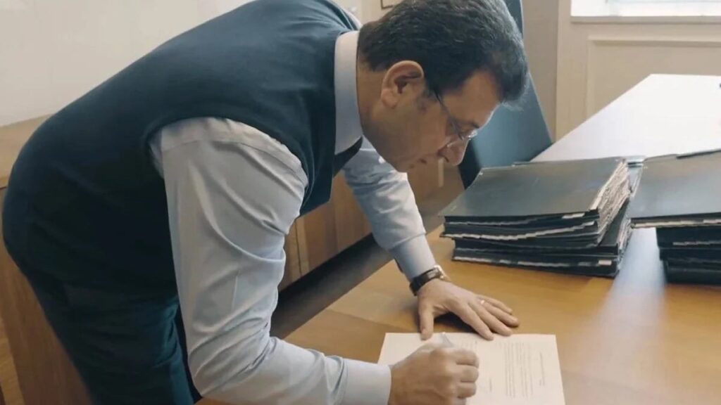 17 vekil İmamoğlu için imza vermedi