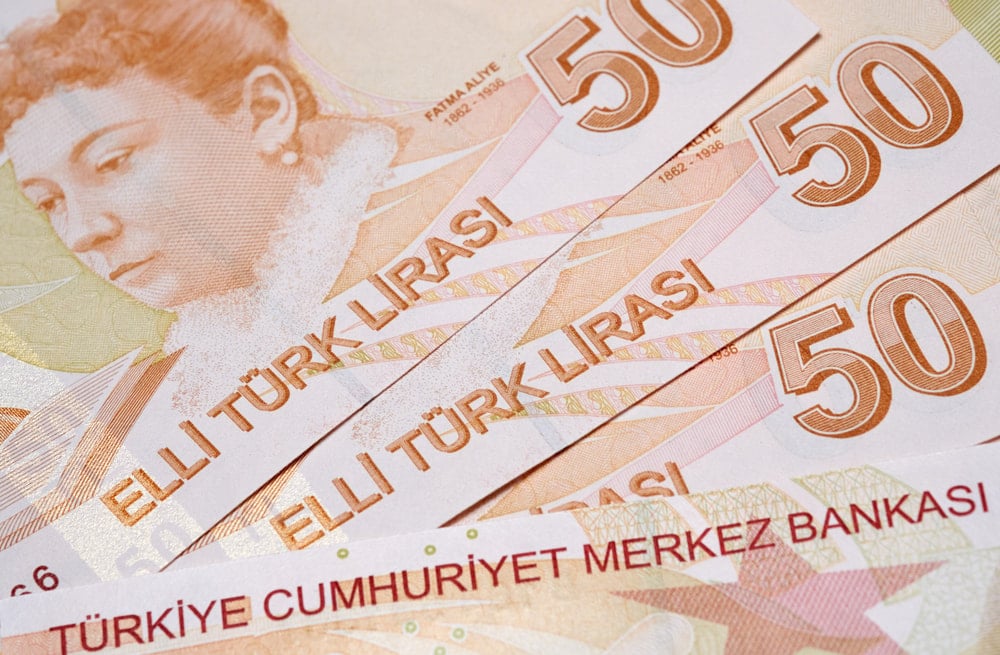 50 lira banknotlar piyasada eriyip gidiyor