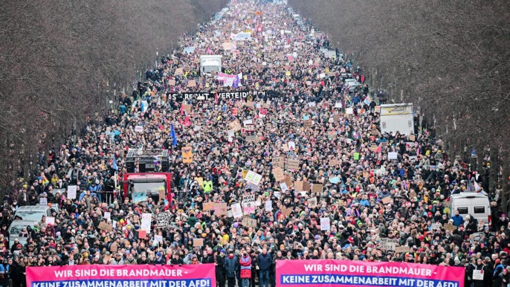 Almanya, aşırı sağa karşı ayakta