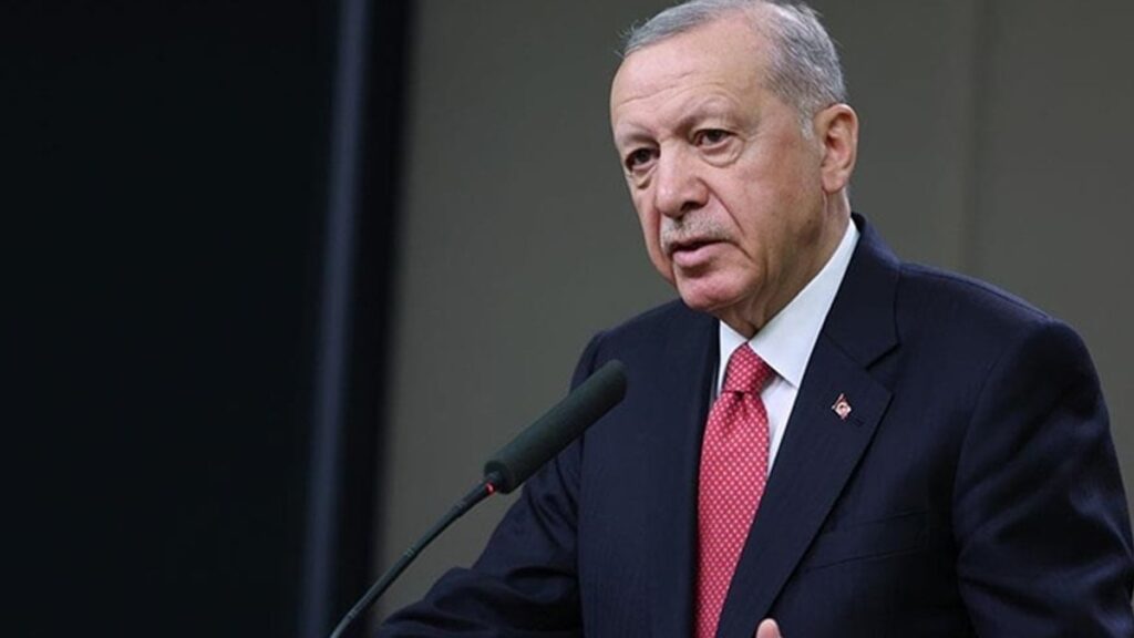 Erdoğan’dan İmamoğlu için adliyede toplananlara: Katillerin sloganını attılar