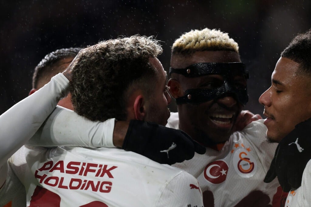 G.Saray ve F.Bahçe bu gece son 16 için sahada