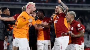 Galatasaray ayrılığı duyurmuştu: Yıldız futbolcu Roma yolcusu