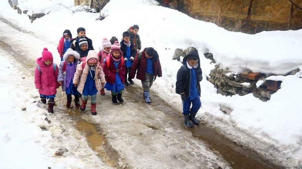 Kar yağışı sonrası ilk tatil haberi! Ordu’da eğitime 1 gün ara verildi