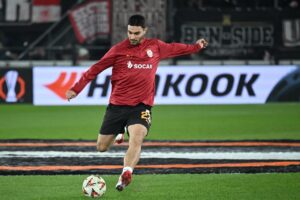 Kırmızı kart gören Kaan Ayhan’dan açıklama