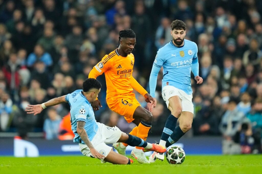 Nefes kesen maç! 5 gollü düello Real Madrid’in