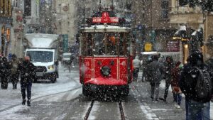 Son dakika… İstanbul’da beklenen kar yağışı başladı