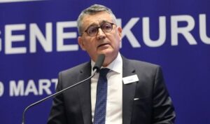 TÜSİAD ekonomi yönetimine ateş püskürdü:’Sussak gönlümüz razı değil’