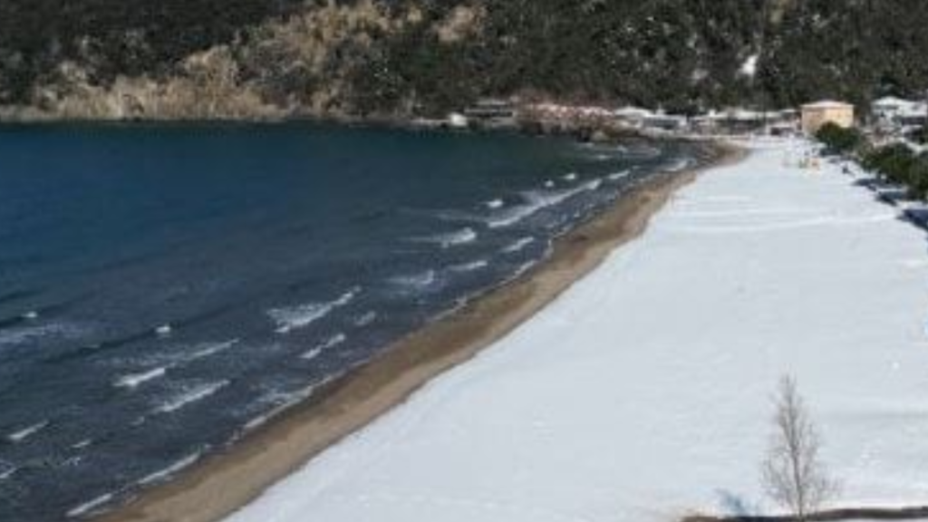 2 plaj apar topar kapatıldı: Sıra dışı bir olay yaşanıyor