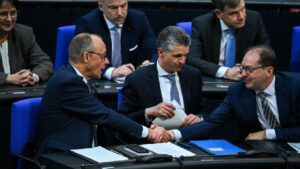 Almanya’da ‘tarihi plan’ yürürlüğe giriyor, ancak seçmen öfkeli