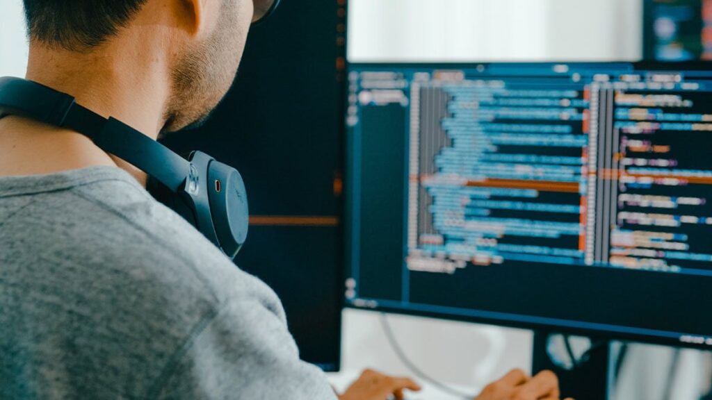 İşini başkalarına yaptırarak köşeyi döndü: Stratejisini adım adım işledi