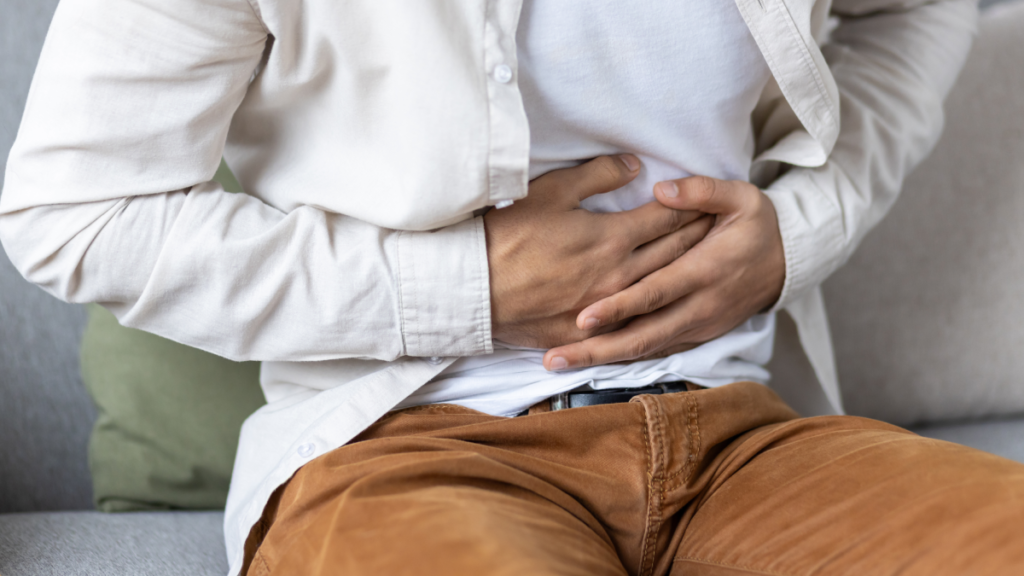 Karın ağrısını önemsemeyen doktor 3 hafta sonra öldü