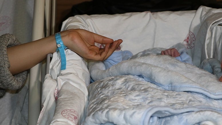 Kızına verdiği isim yüzünden linç edildi: Hayatını mahvettin!