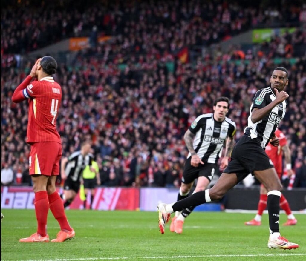 Newcastle kupaya uzandı! Tam 70 yıl…