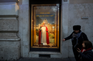 Papa 4 haftadır hastaneden çıkamadı: Vatikan on olmadan işliyor