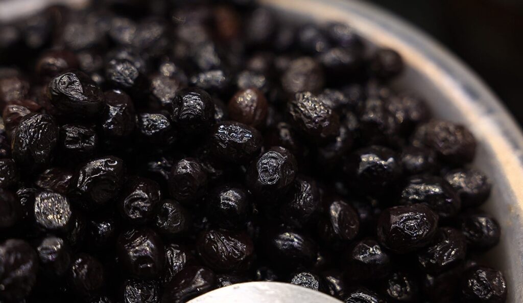 Siyah veya yeşil değil: En sağlıklı zeytin aslında buymuş