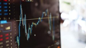 Türkiye’nin risk primi bir yılın zirvesinde