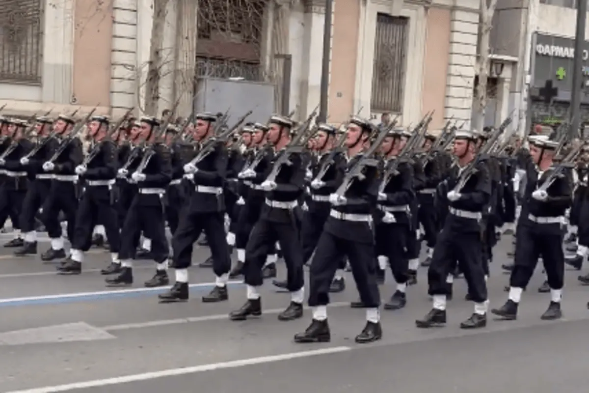 Yunanistan hükümeti, ırkçı sloganlara karşı sessiz kaldı