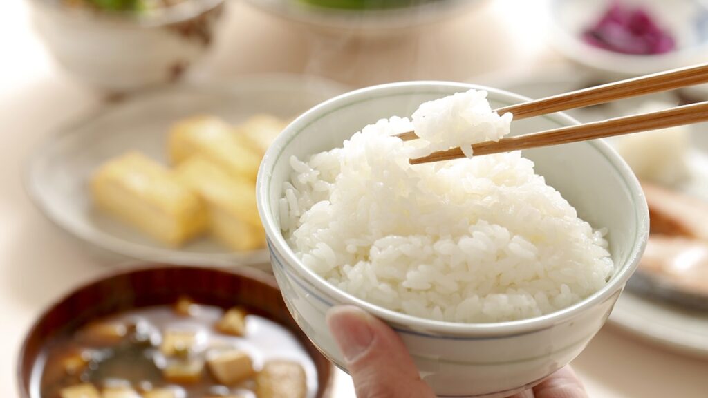 Asyalıların yemek yerken çubuk kullanmasının arkasındaki sebep buymuş