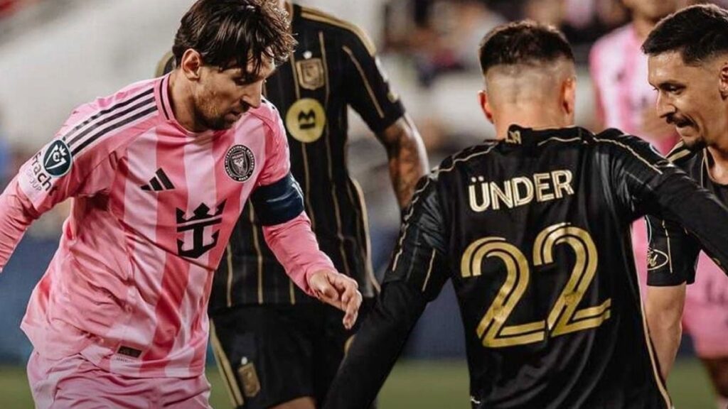 Cengiz Ünder ABD’de geceyi kasıp kavurdu