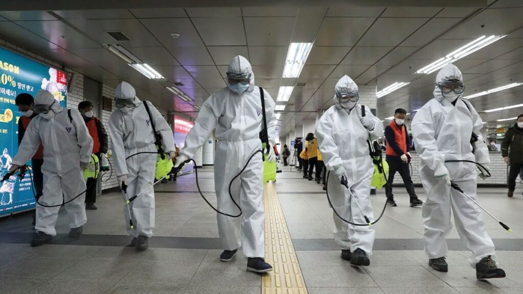 Covid-19’u tahmin eden isimden uyarı: Yeni virüs şu an aramızda