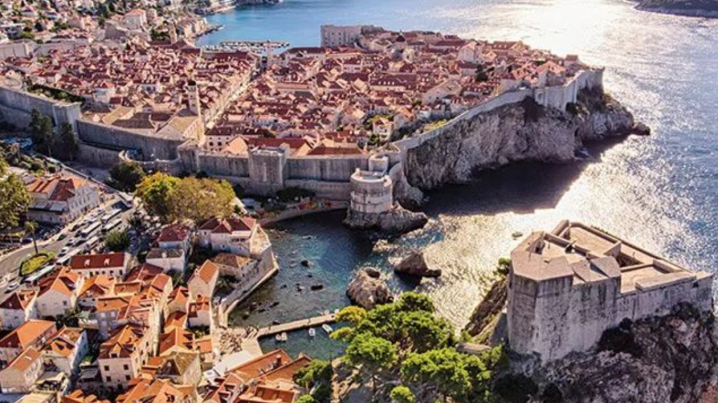 Kılık kıyafete uymayanlara 26 bin TL ceza kesilecek