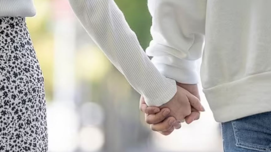 Kiralık sevgili sitesi hizmete girdi! İlginç kuralları var