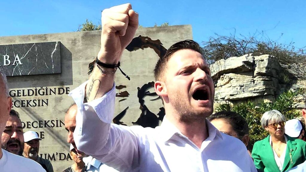 Öğrenciler için yürüyen CHP’li Denizaslanı hakkında soruşturma