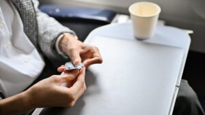 Seyahat ederken bu 7 ilacı yanınıza almayın! İşte nedeni