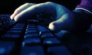 Yeni dolandırıcılık sistemi sinsice ilerliyor: Yaptığınız bu hata banka hesaplarınızı bir anda sıfırlıyor
