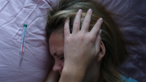 Gribe benziyor ama değil! Bulaştığı gibi sakat bırakıyor