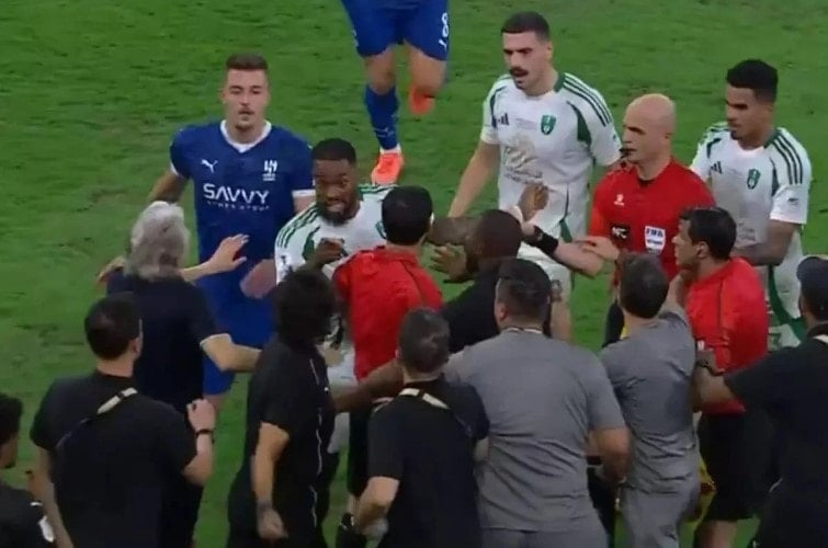 Merih çıldırdı! Jesus’un kulübesine yürüdü