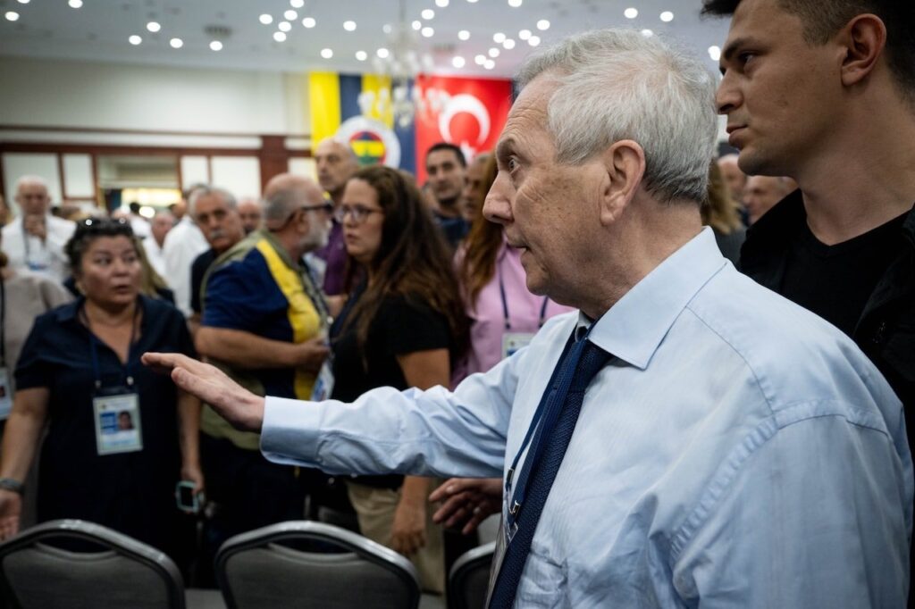 Aziz Yıldırım’dan seçim tarihine eleştiri! ‘Camiaya zarar verir’